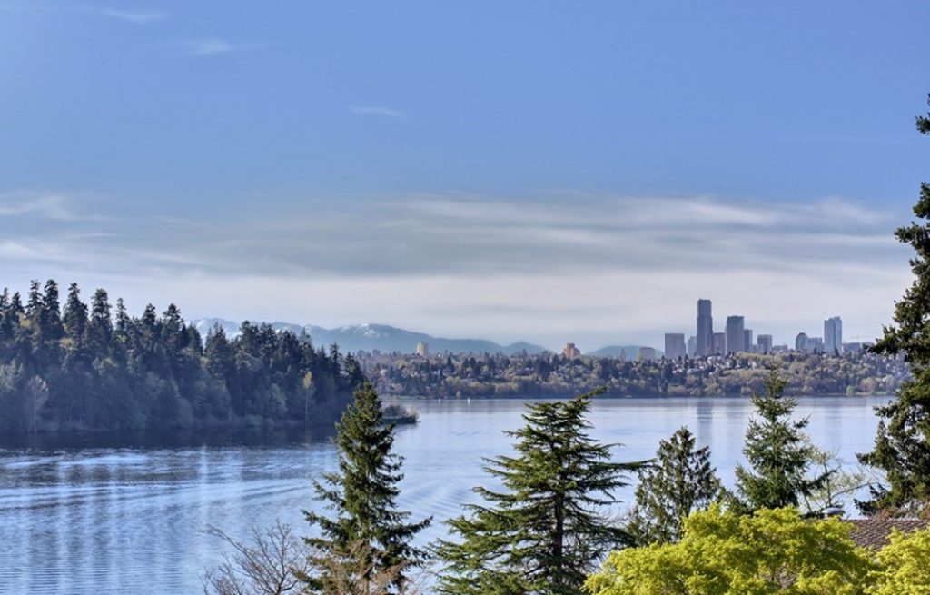Mercer Island, with nature scenery