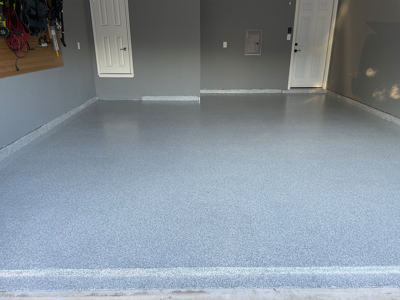 Choosing Epoxy & Polyaspartic Floor Coatings